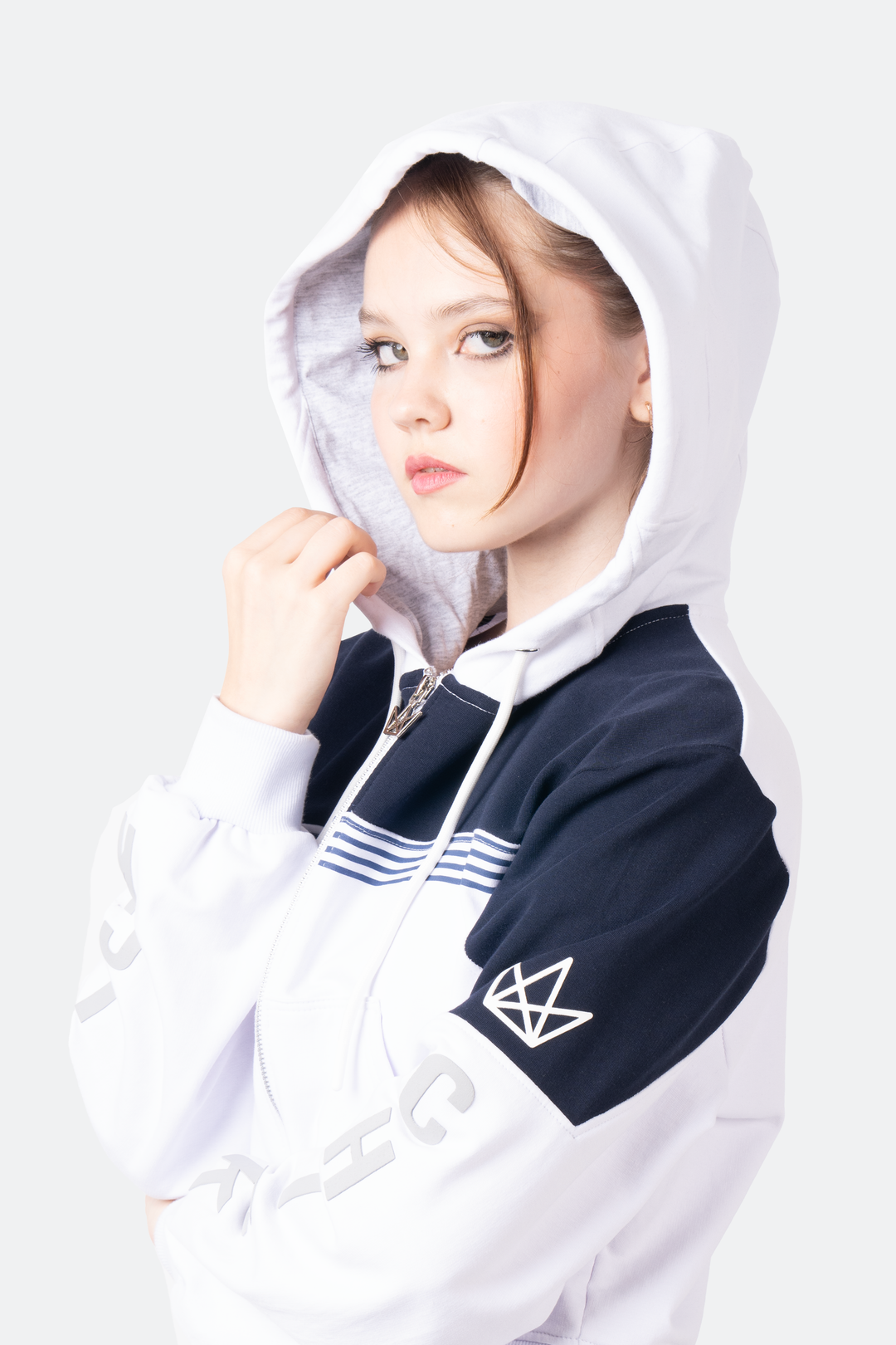 Daydreamer Zip-up Jacket